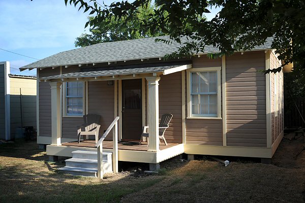 Beth's Berth, rear of 1004 E. Oak St., Victoria, TX